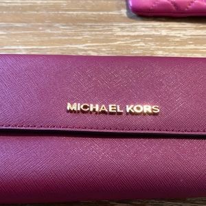 Michael Kors Leather Wallet 17 Card Holder